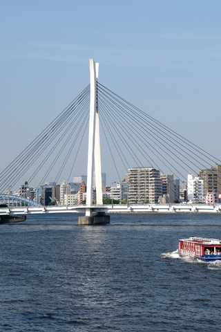 Image: Tokyo, skyscrapers, river Sumida, ship, bridge