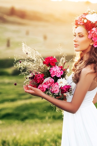 Картинка: Цветы, девушка, букет, украшение, поле