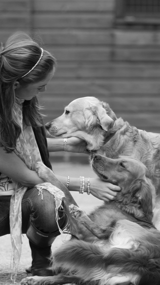 Image: dog, friendship, girl