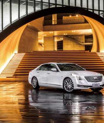 Картинка: Cadillac, CT6, авто, белый, white, здание, ступеньки, свет, отражение, освещение