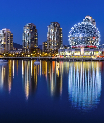 Картинка: Ванкувер, Канада, Vancouver, Canada, Научный центр, здания, высотки, река, огни, отражение