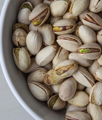 Image: Nuts, pistachios, shells
