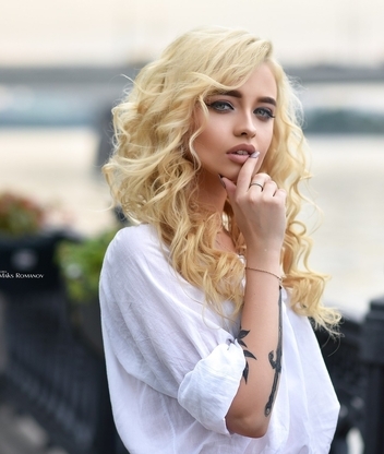 Image: Girl, blonde, tattoo, look, hair, bridge, railing, river, blur, Maks Romanov