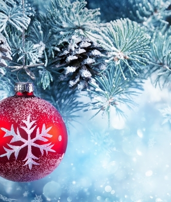 Картинка: новый год, шарики, украшение, снежинки, елка, шишки