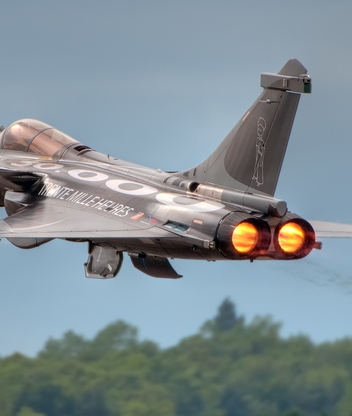 Image: Aviation, fighter, Dassault Rafale, jet, fire, rocket, takeoff