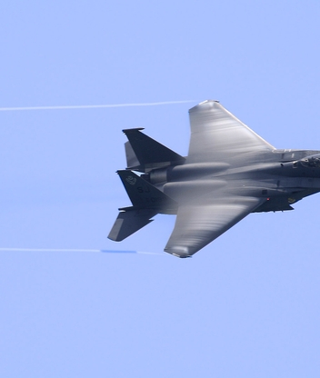 Image: Fighter, F15, in the sky, flying, air, resistance