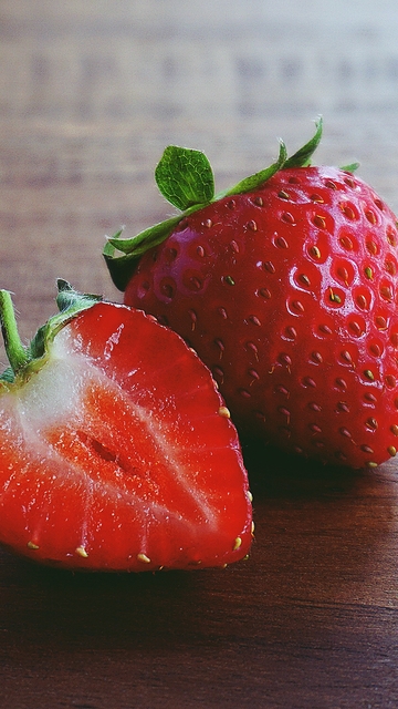Image: Strawberry, berry, slice, half