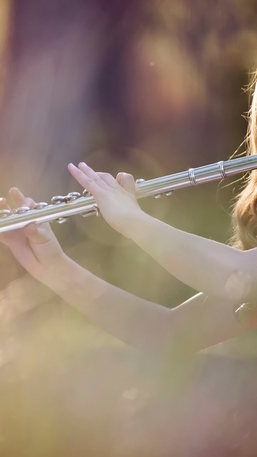 Image: Girl, flute, game, ringtone