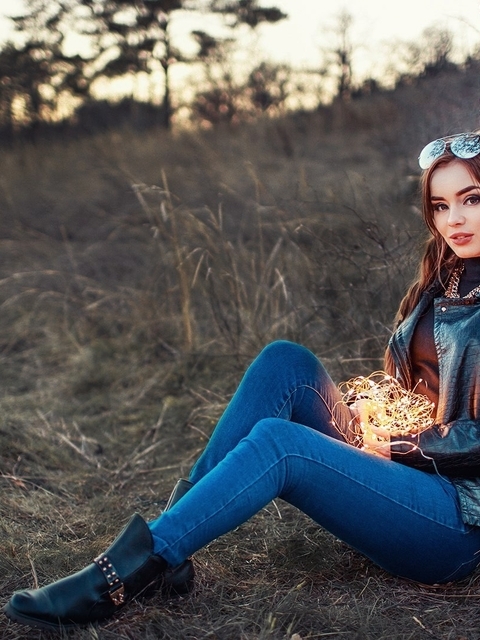 Image: Girl, forest, photo shoot, sunglasses, jacket, sitting, tree, lights