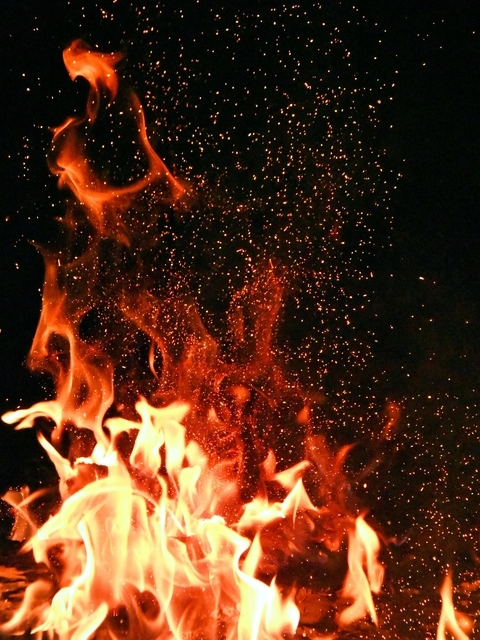 Картинка: Огонь, пламя, костёр, ночь, тёмный фон