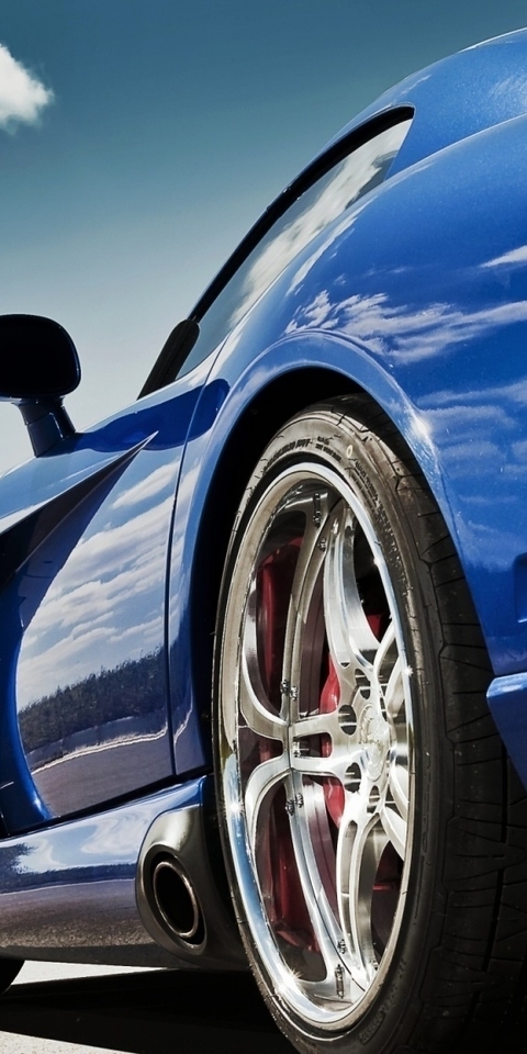 Картинка: Суперкар, Dodge Viper, колёса, дверь, дорога, небо, облака