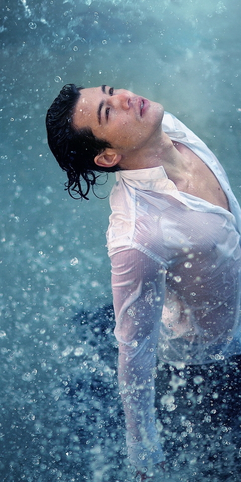 Картинка: Джаред Лето, актёр, мужчина, взгляд, рубашка, вода, брызги, дождь