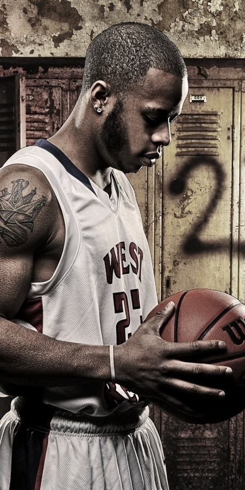 Картинка: Баскетболист, баскетбол, спортсмен, игра, мяч, номер, татуировка, мышцы