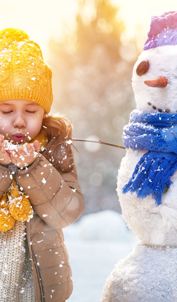 Image: Winter, girl, snow, snowflakes, snowman, scarf, hat