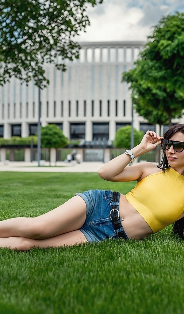 Image: Lioka Grechanova, brunette, girl, glasses, posing, lies, lawn, grass