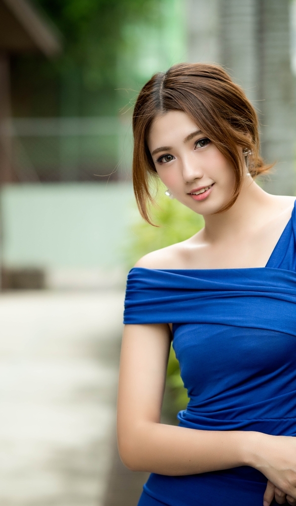 Image: Girl, Asian, smile, mood, dress, blue, street