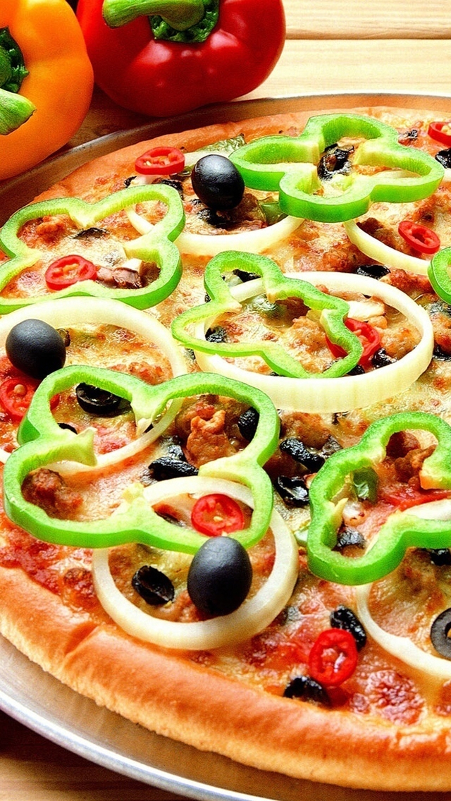 Картинка: Пицца, перец, оливки, лук, жгучий перец, чеснок, помидор