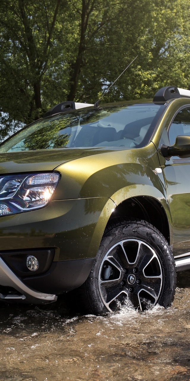 Image: Renault, Duster, 2015, SUV, 4x4, river