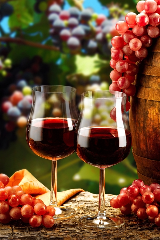 Картинка: Вино, бокалы, виноград, грозди, лоза, бочка