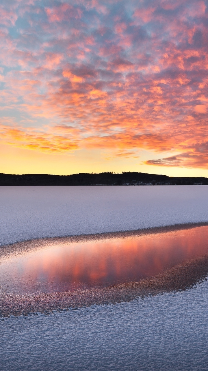 Image: Lake, snow, thawing, winter, sunset, evening, horizon, clouds, sky