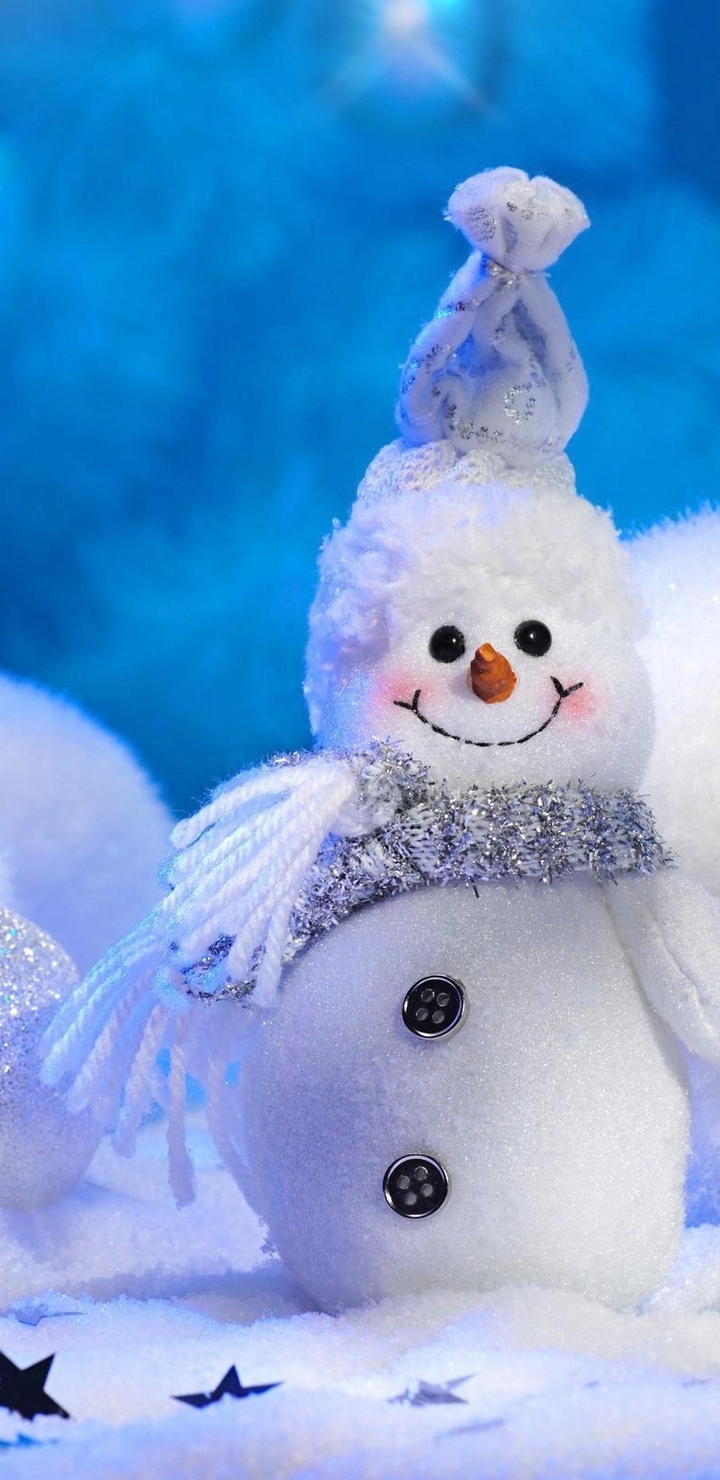 Картинка: Снеговик, снег, шары, снежинки, новый год, шарф, пуговицы, улыбка