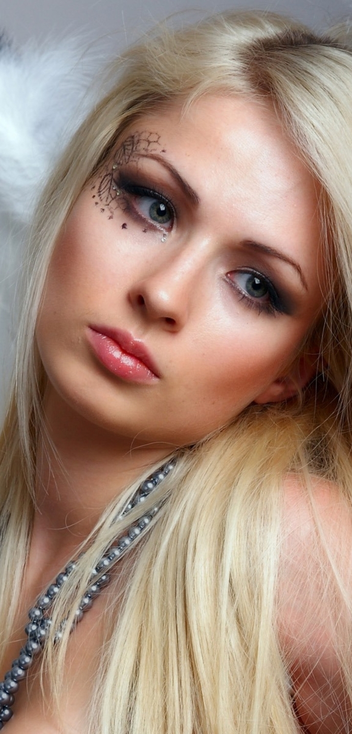 Image: Girl, look, eyes, blonde hair, blonde, wings, beads, drawing, feathers