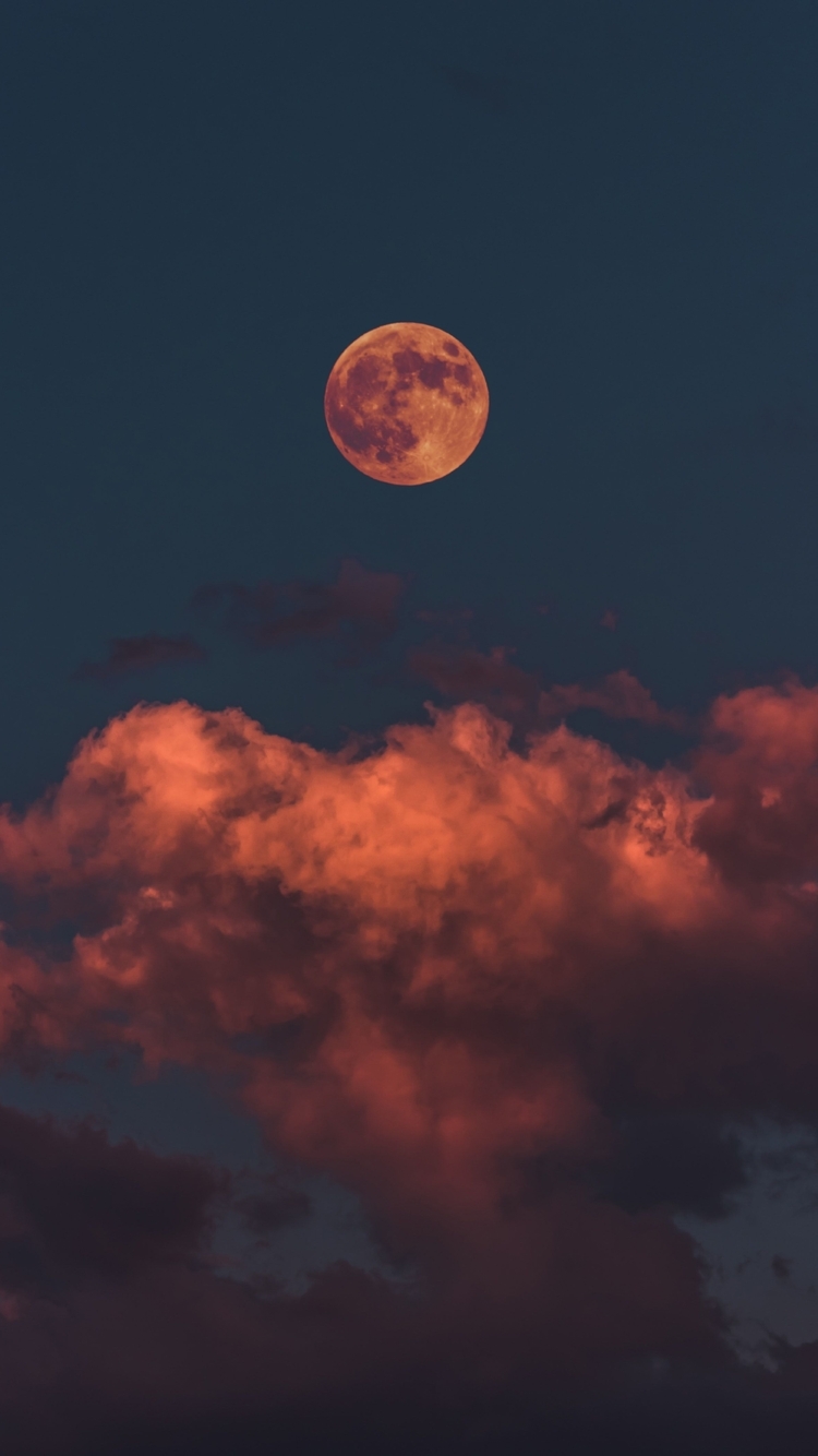 Image: Moon, sky, clouds, lighting