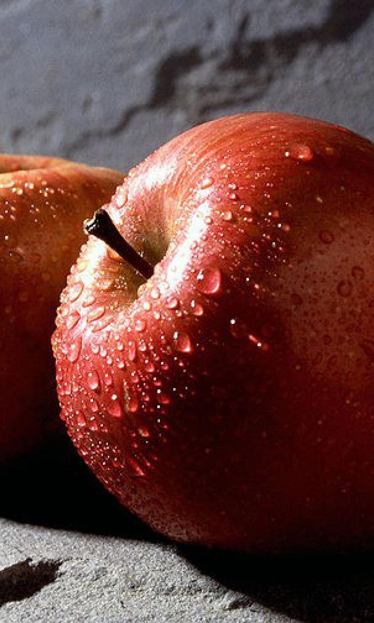 Картинка: Яблоки, красные, два, капли, вода