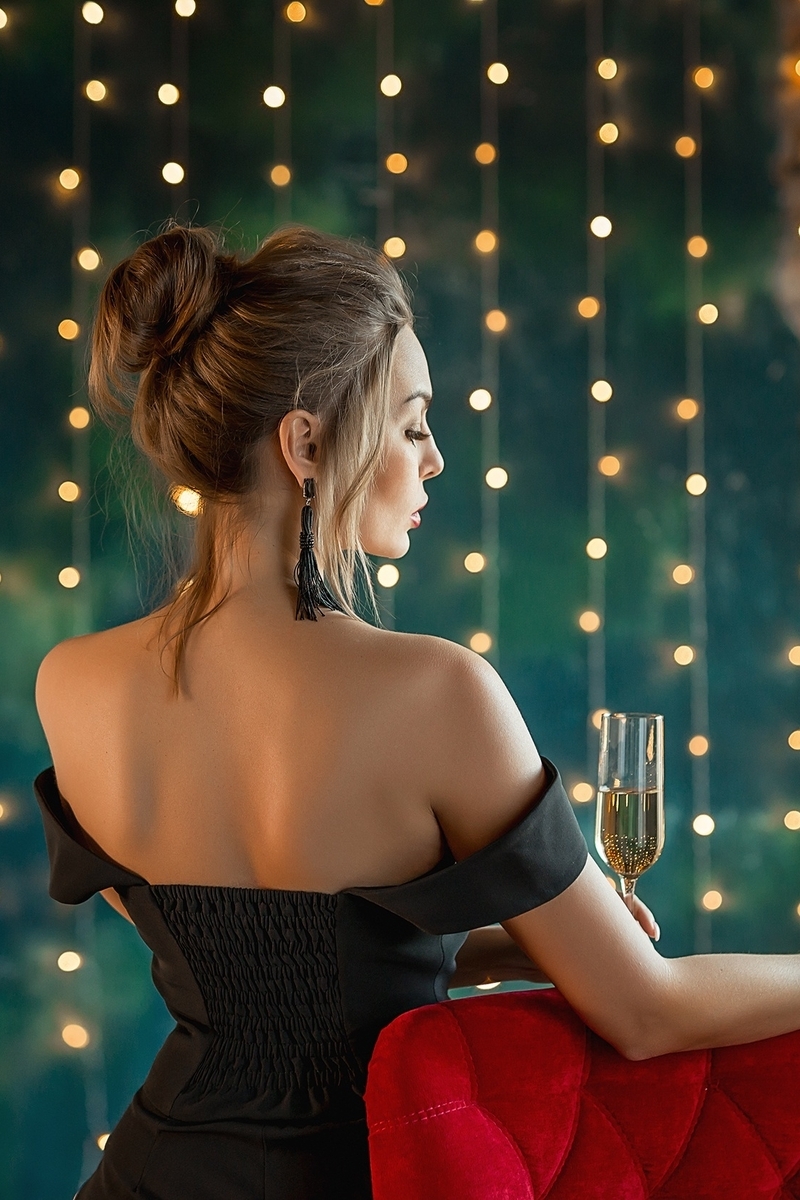 Image: Girl, dress, earrings, glass, champagne, back, lights, garland, celebration, holiday