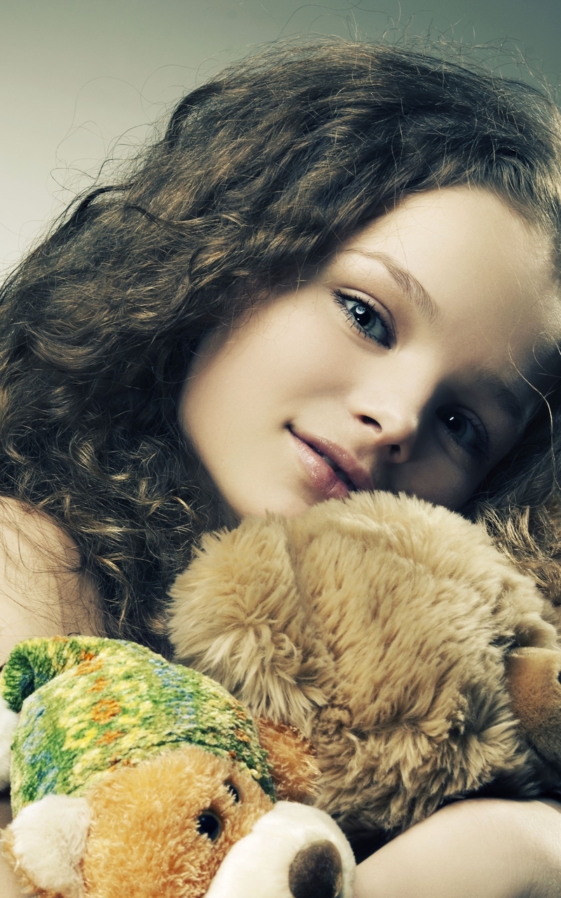 Image: Girl, toys, eyes, smile, hair, curls, bear