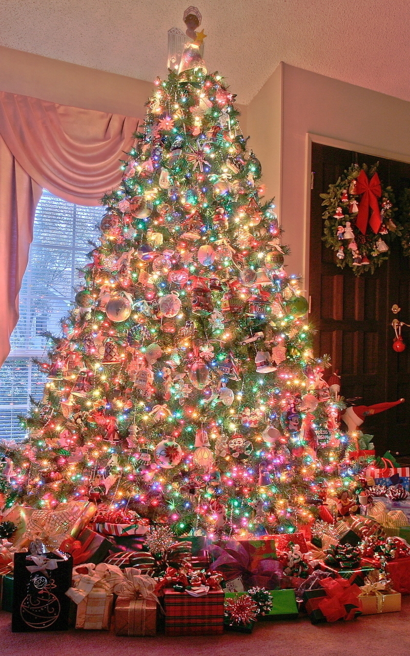 Image: Christmas, tree, beautiful, holiday, decoration, decor, gifts, garland, light, fireplace, house