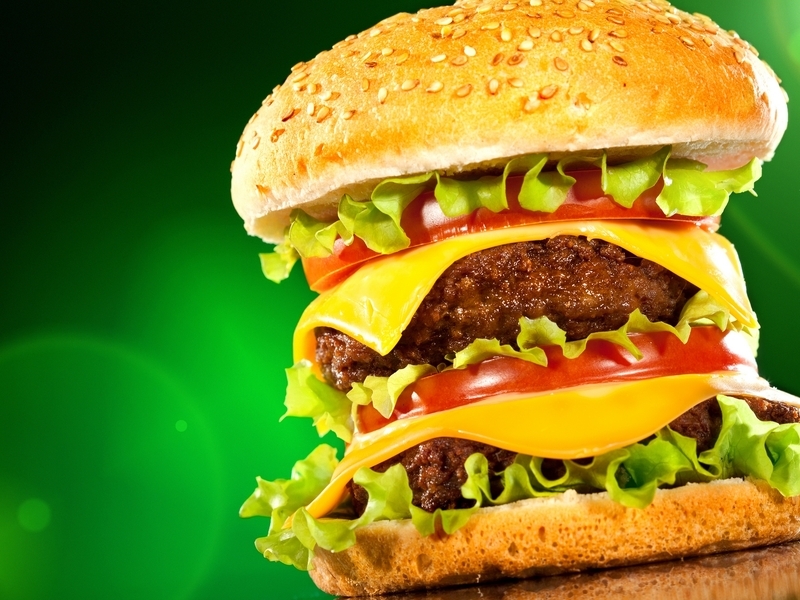 Image: Hamburger, chicken, tomatoes, cheese, onion, greens