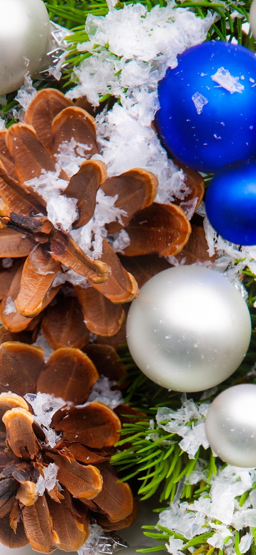 Картинка: Шишки, шары, Новый год, ветки, зима, декор