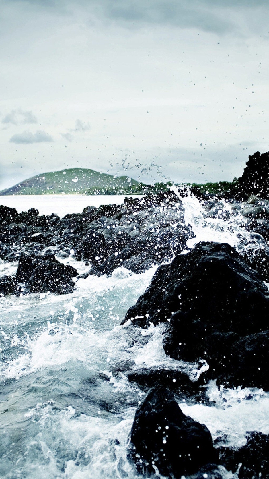 Картинка: Вода, скалы, камни, небо, берег, дерево, остров