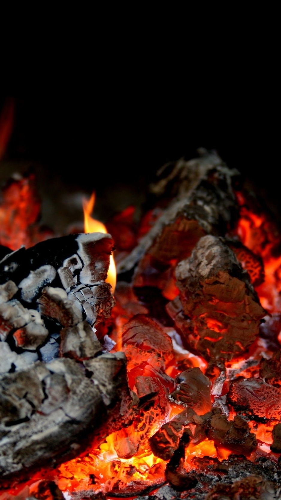 Картинка: Уголь, огонь, тепло, тёмный фон