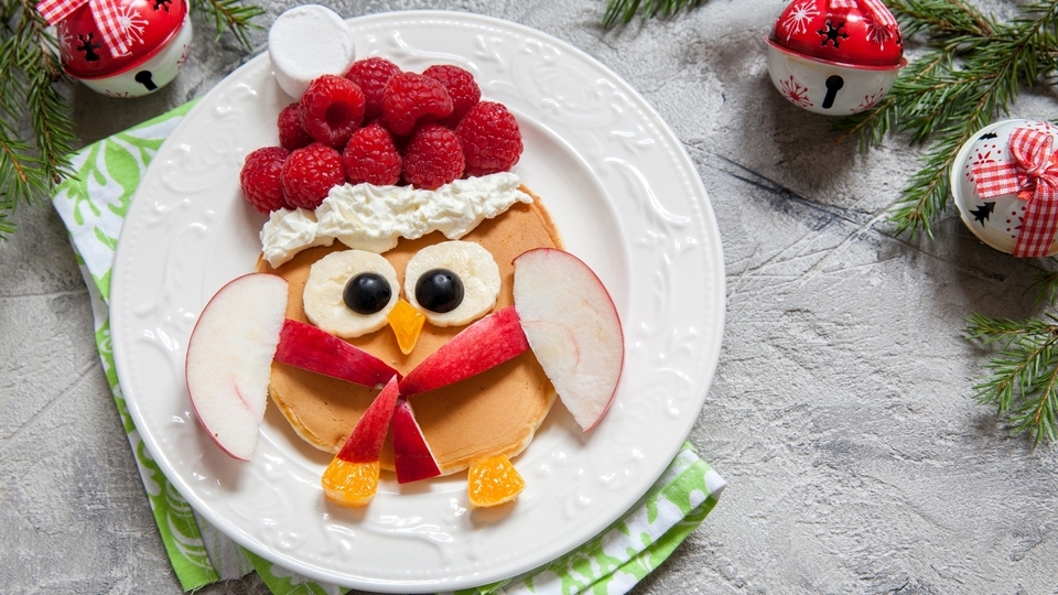 Image: Owl, dish, decoration, for kids, raspberries, berries